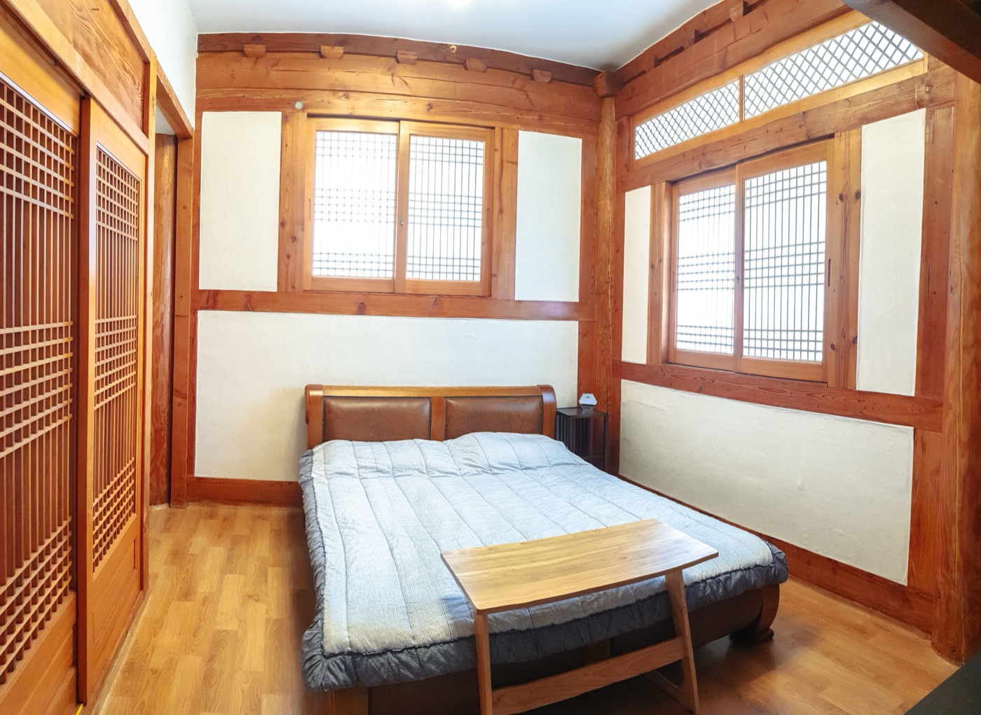 모던 침실